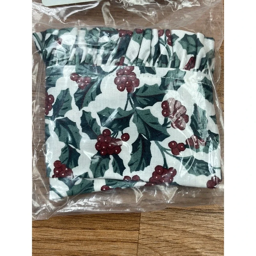 Longaberger Fabric Liner for‎ Small Berry Basket, Traditional Holly 213267 NEW